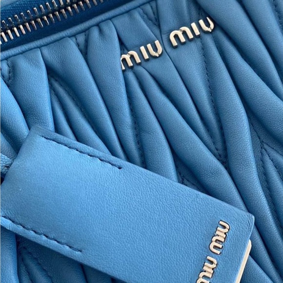 Miu Miu light blue cross body bag - Picture 6 of 7